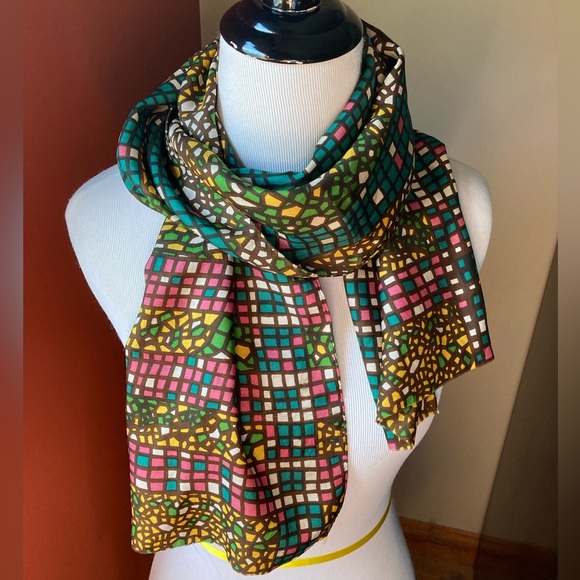 Vintage Saks Fifth Avenue Silk Made in Switzerland Stained Glass Motif Scarf - Picture 4 of 13
